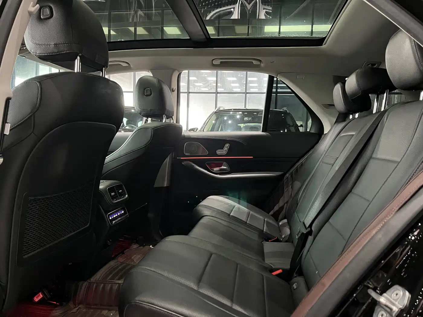Photo 10 - Mercedes-Benz GLE