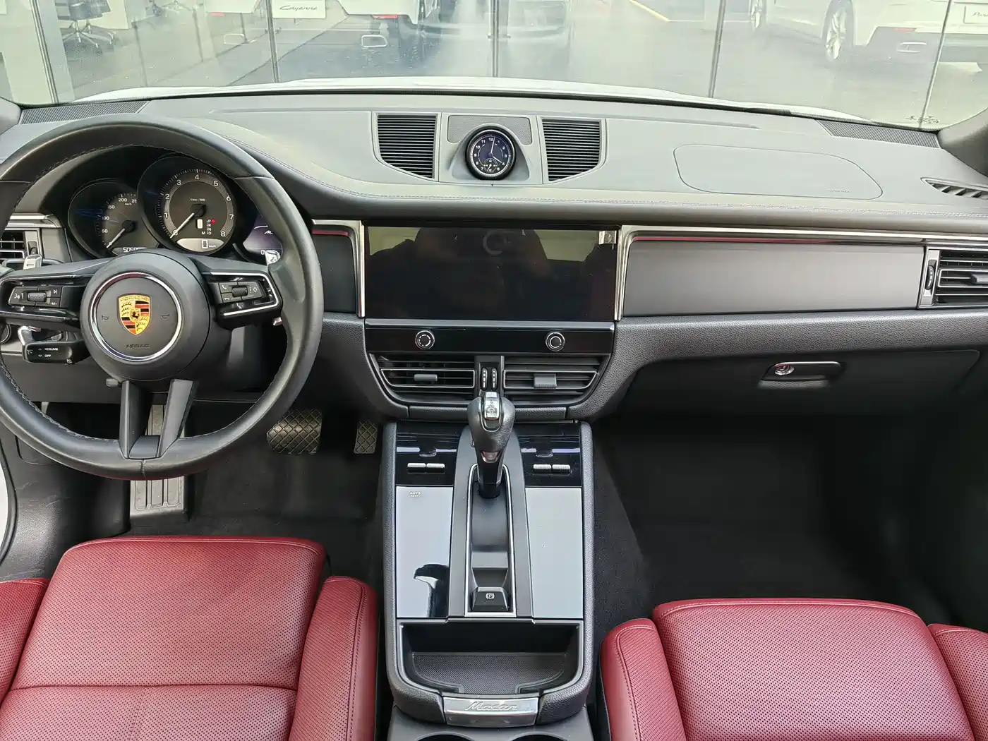 Porsche Macan 2021 Macan 2.0T фото 12