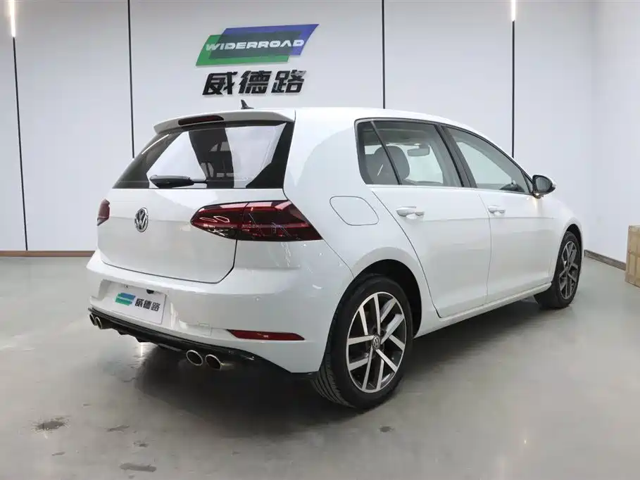 Volkswagen Golf 2019 280TSI DSG Luxury (China V) фото 3