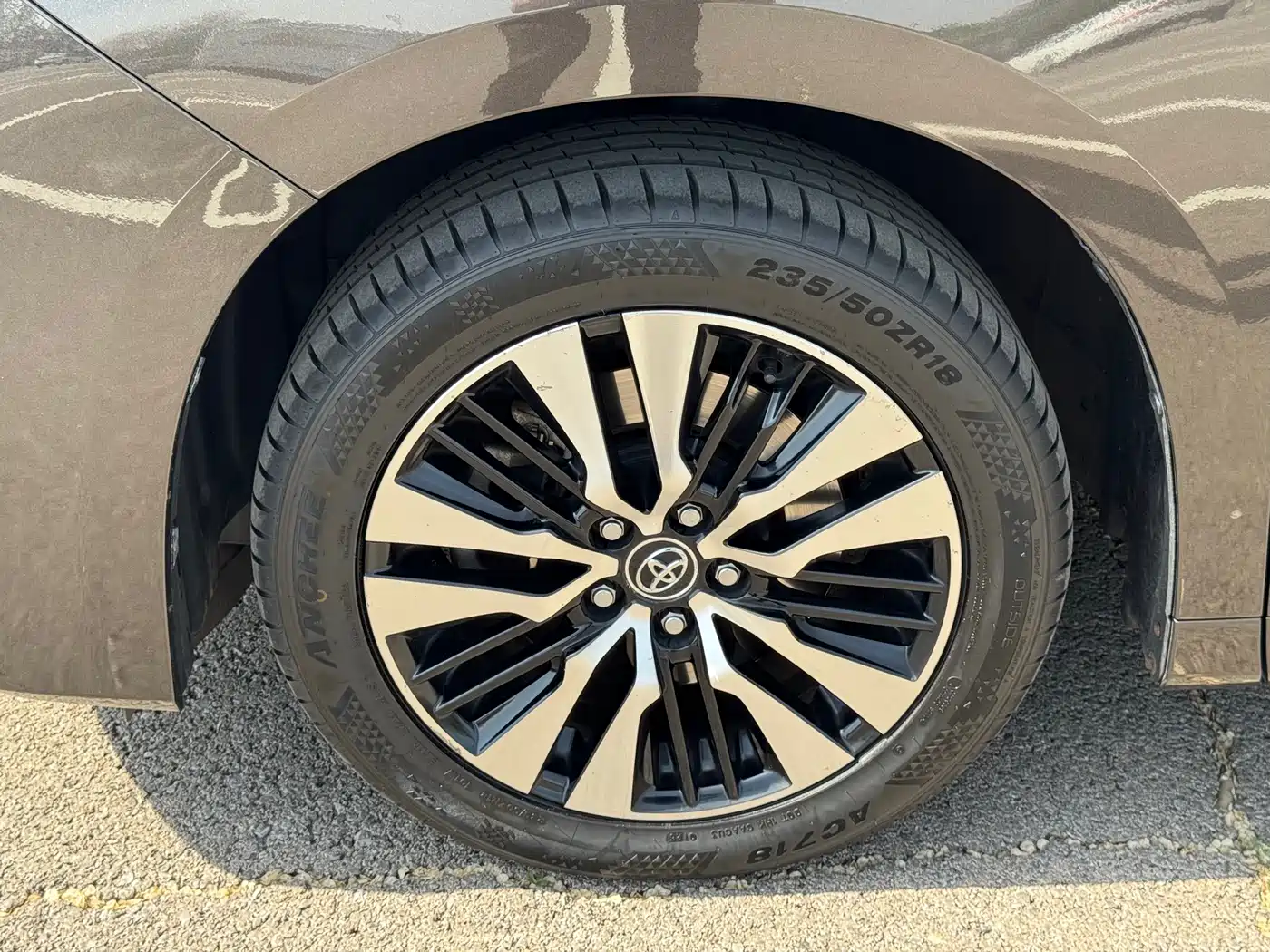 Toyota Alphard 2018 Facelift 3.5L Premium Edition фото 33