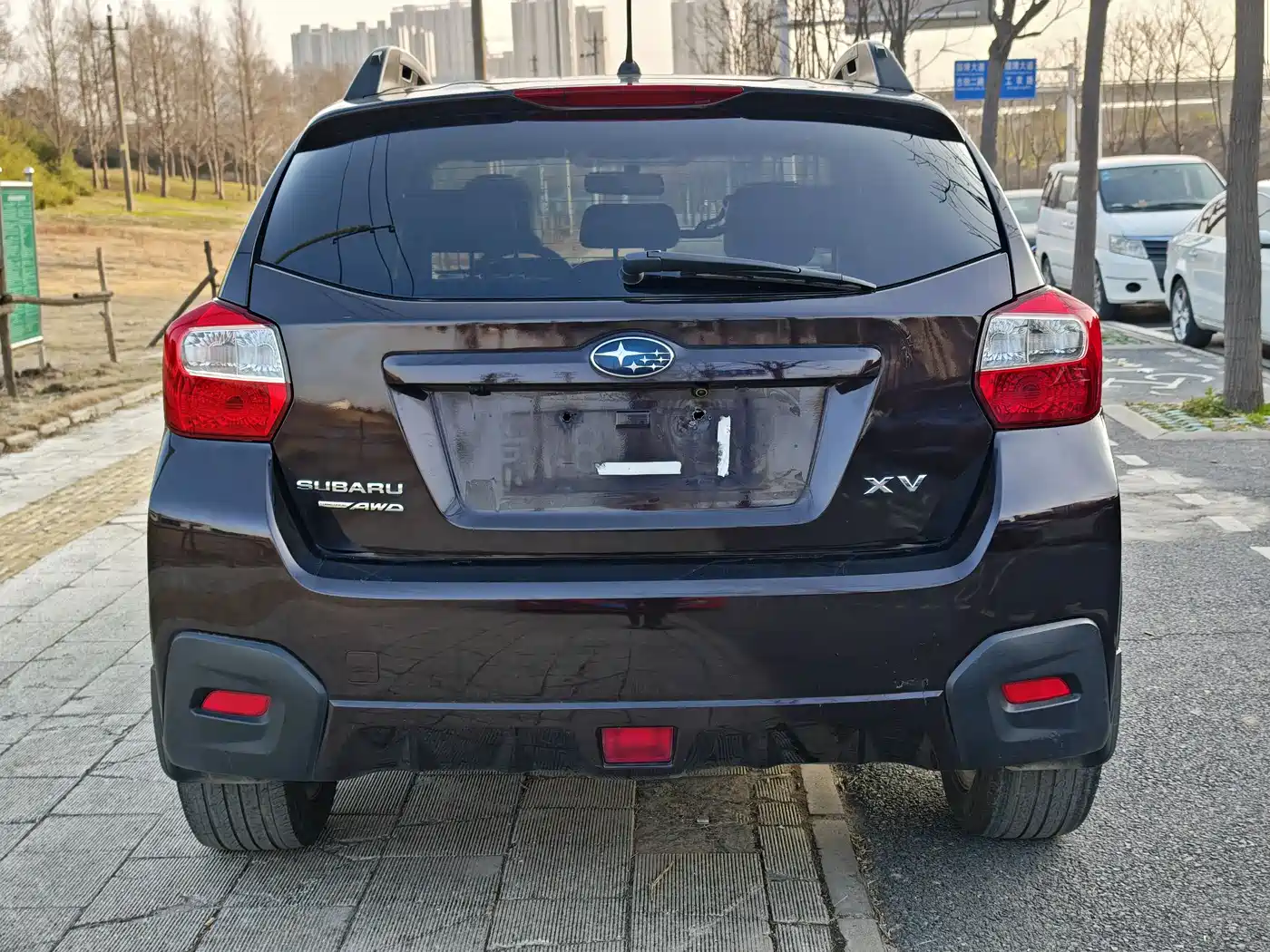 Subaru XV 2012 2.0i Luxury Edition фото 16