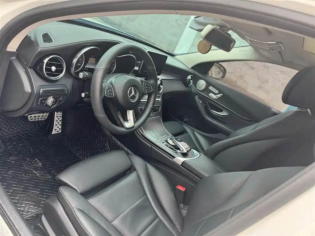Mercedes-Benz C-Class 2016 C 200 L Sport фото 4