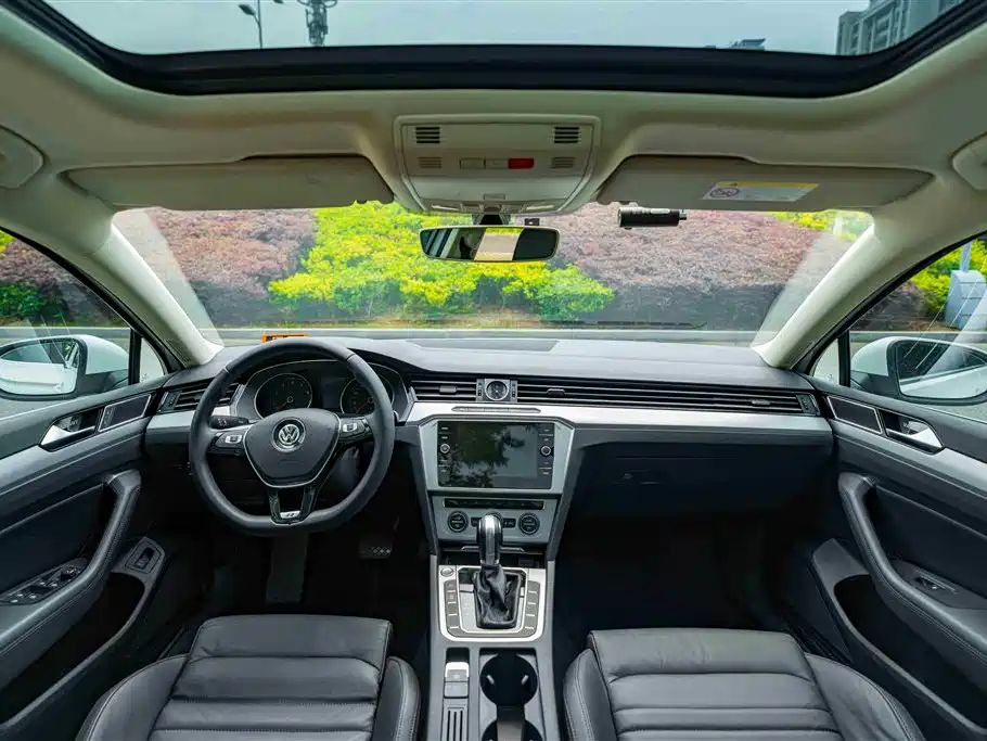 Volkswagen Weilan 2018 380TSI 2WD Comfort Edition фото 10