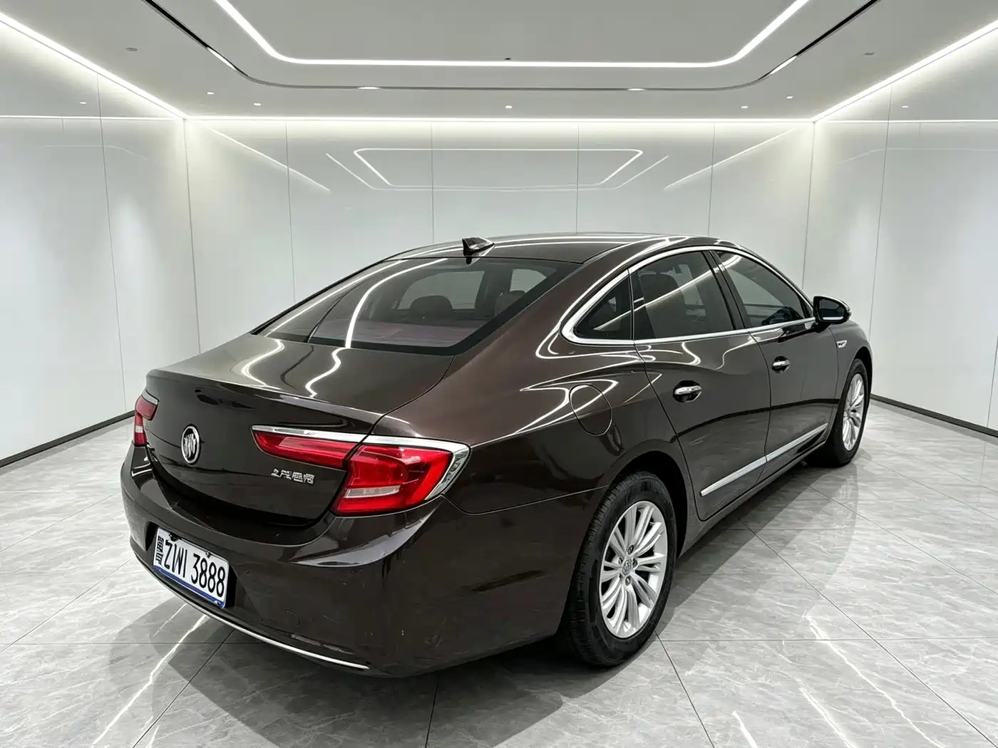 Фото 9 - Buick LaCrosse