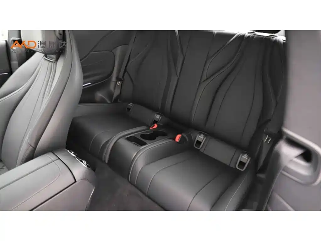 Mercedes-Benz E-Class (Import) 2023 E 260 Coupe фото 7