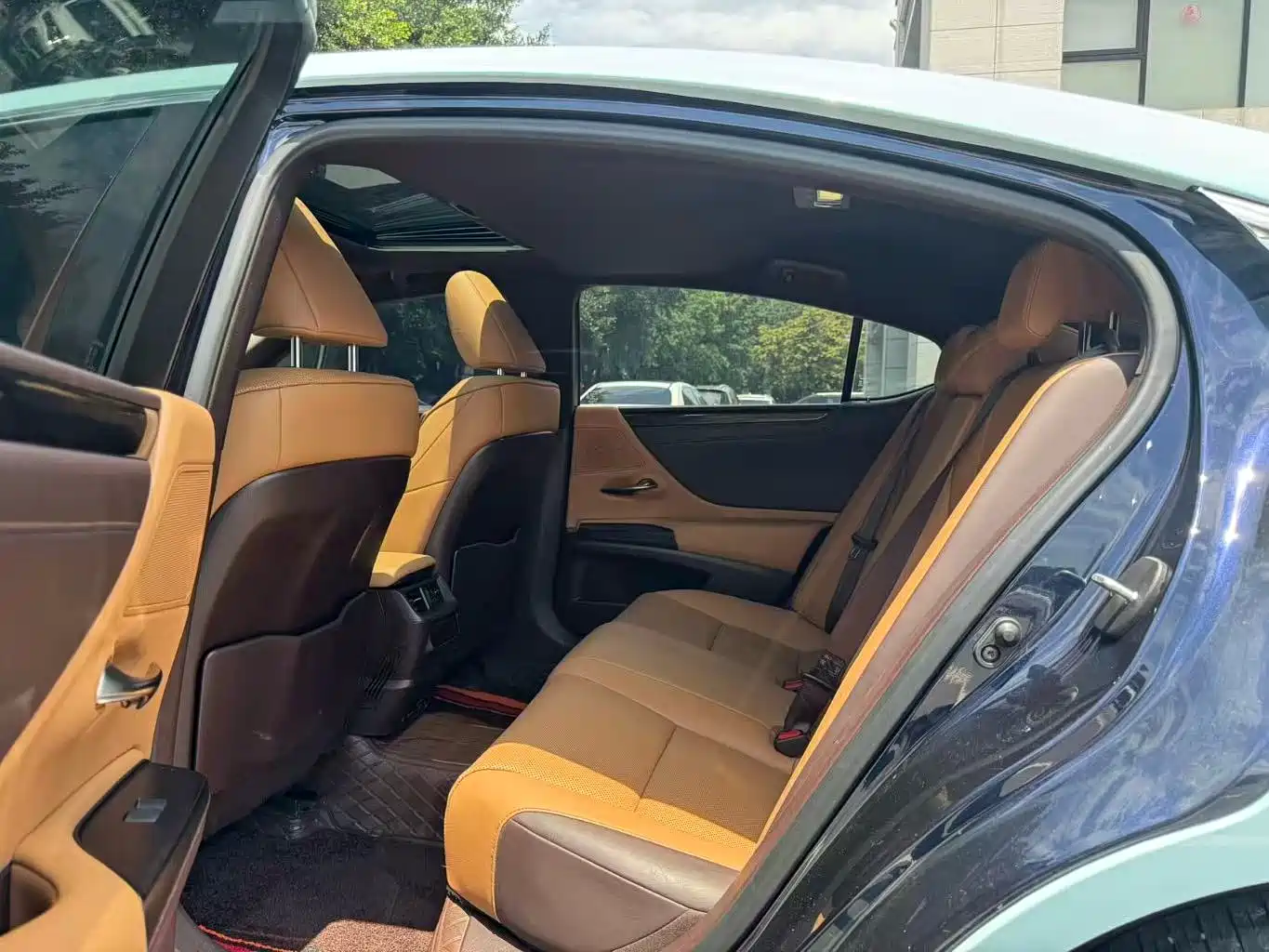 Lexus ES 2018 200 Excellence Edition China V фото 6