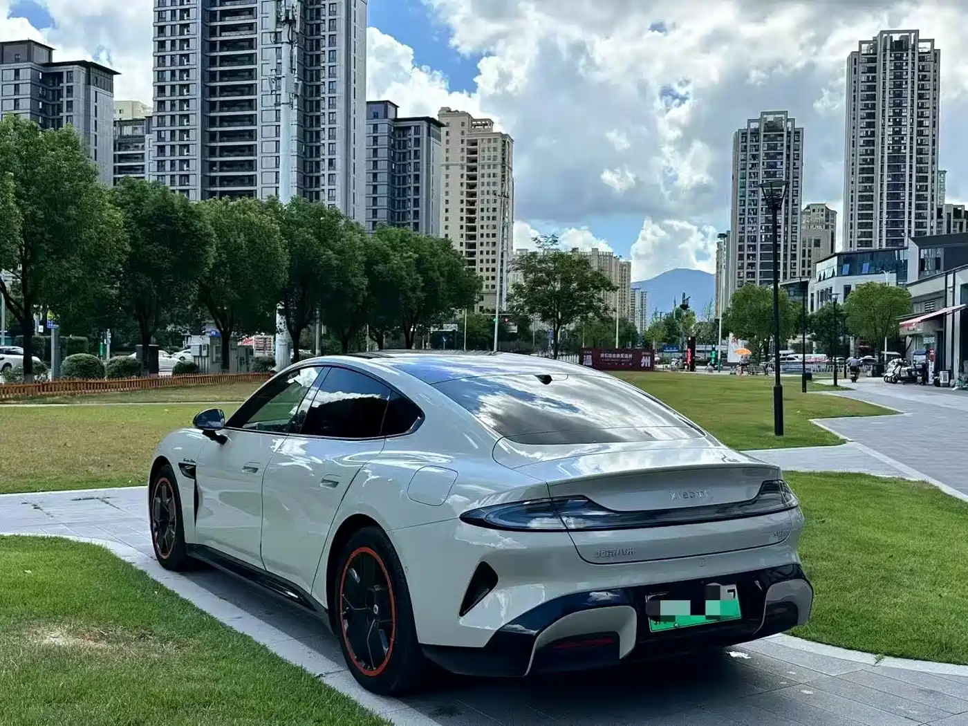 XIAOMI CAR XIAOMI SU7