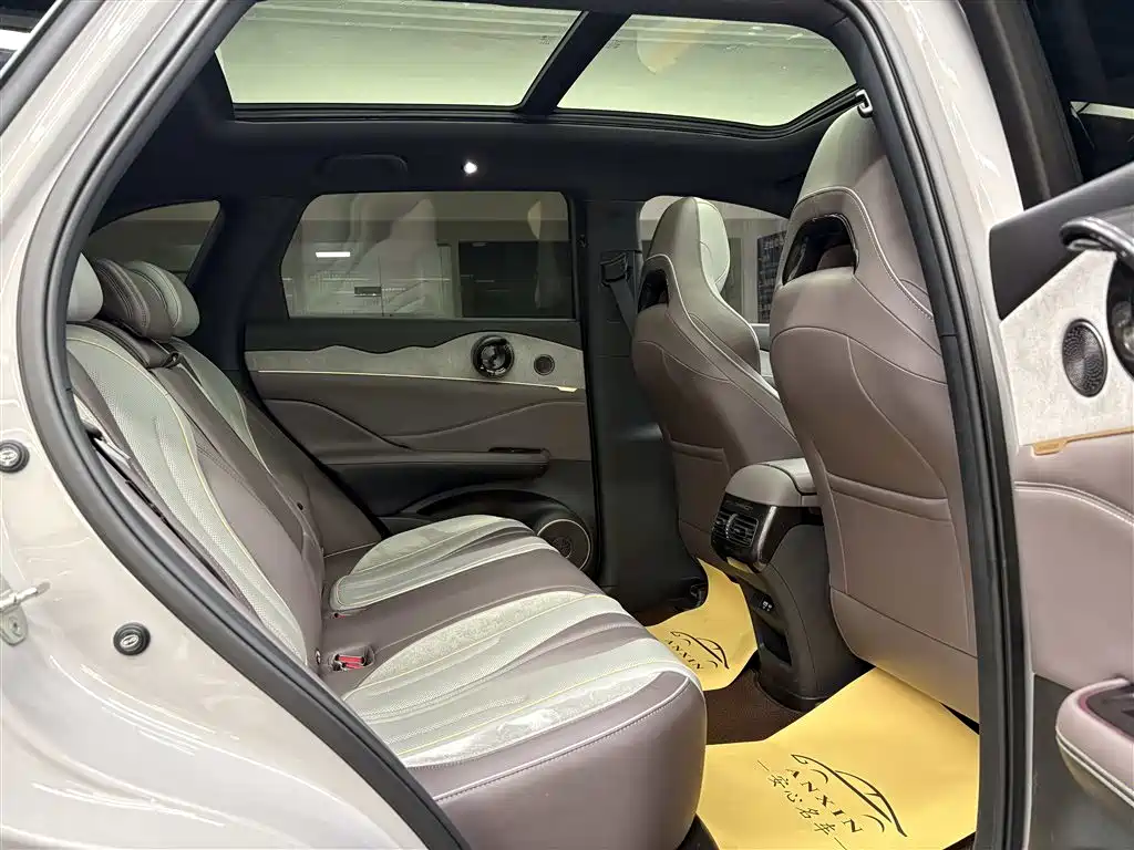 BYD Frigate 07 2023 DM-i 100KM Flagship фото 21