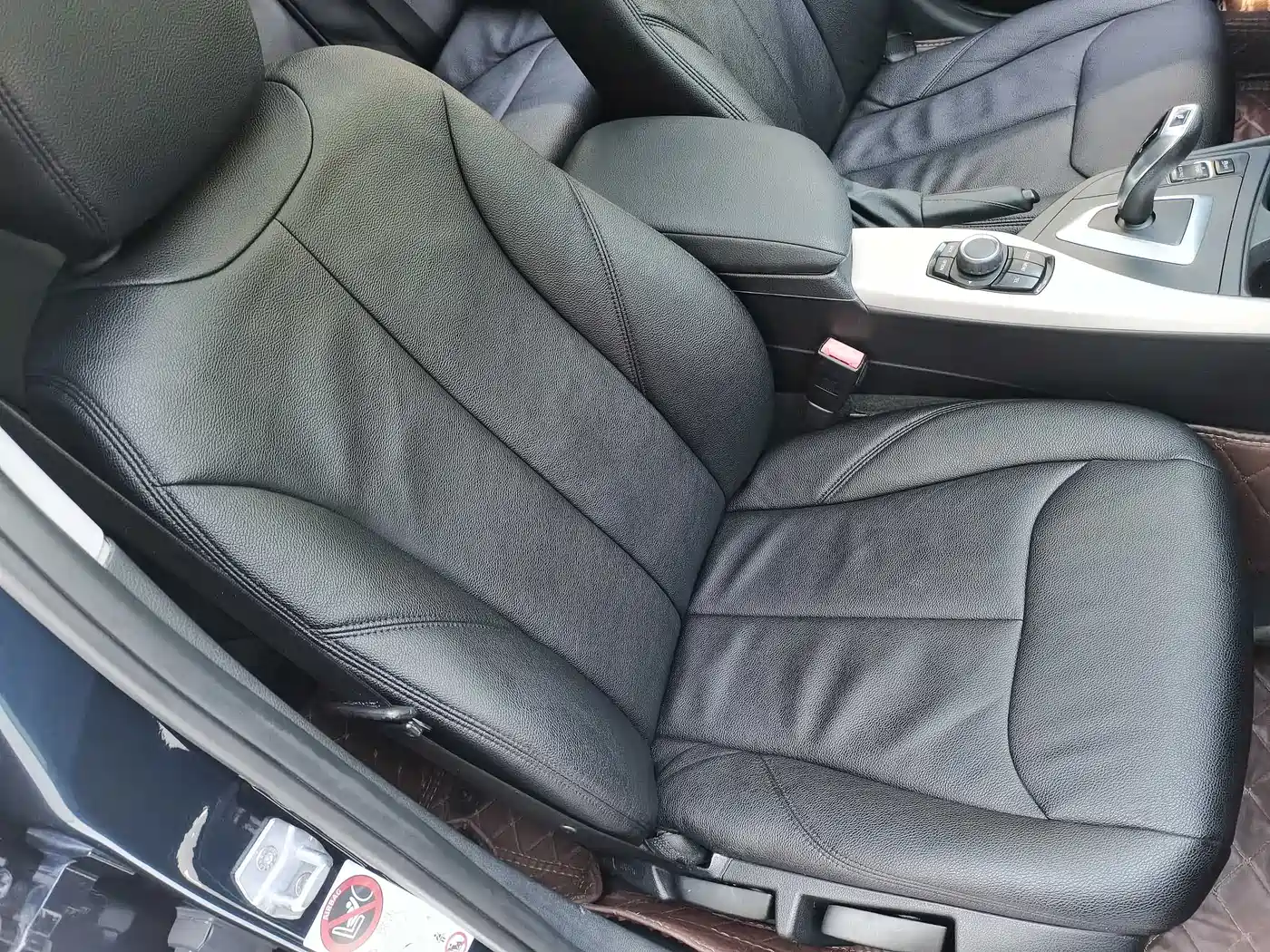 BMW 1 Series (Import) 2013 Facelift 116i Leading Model фото 18
