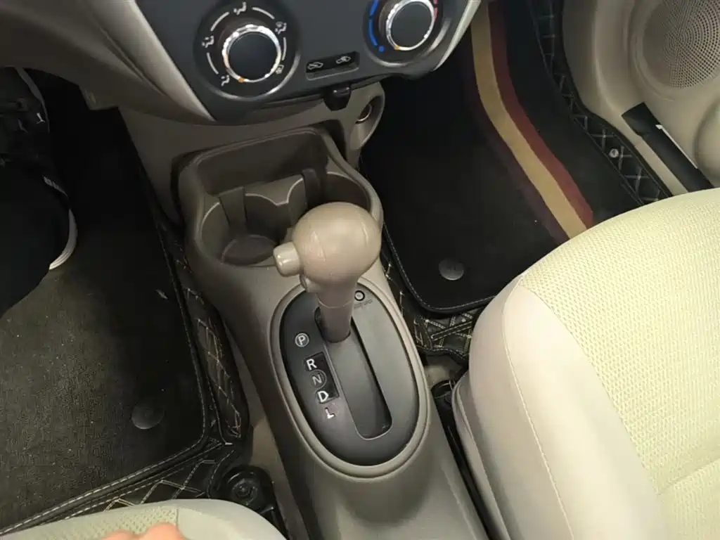 Nissan Sunny 2016 2015 1.5XE CVT Comfort