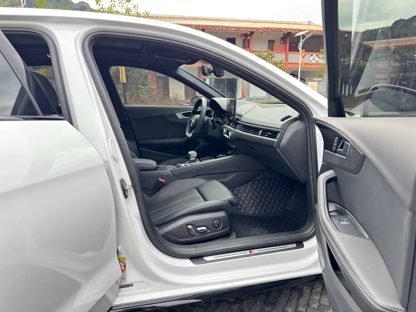 Audi A4L 2024 40 TFSI Luxury Dynamic фото 17
