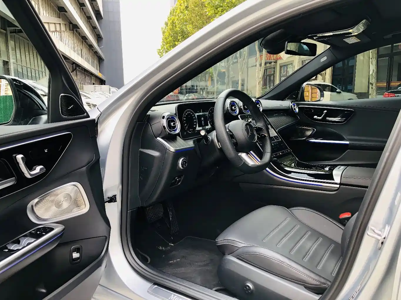 Mercedes-Benz C-Class 2023 C 260 L Night Edition Sport фото 8