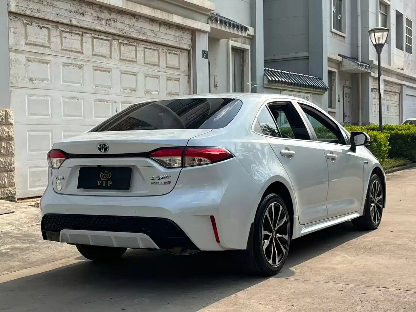 Toyota Levin 2022 Dual Engine 1.8H E-CVT Sport Edition фото 8