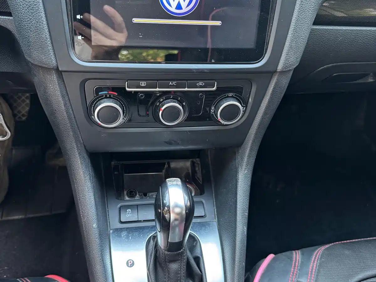 Volkswagen Golf 2014 1.4TSI Automatic Comfort фото 6