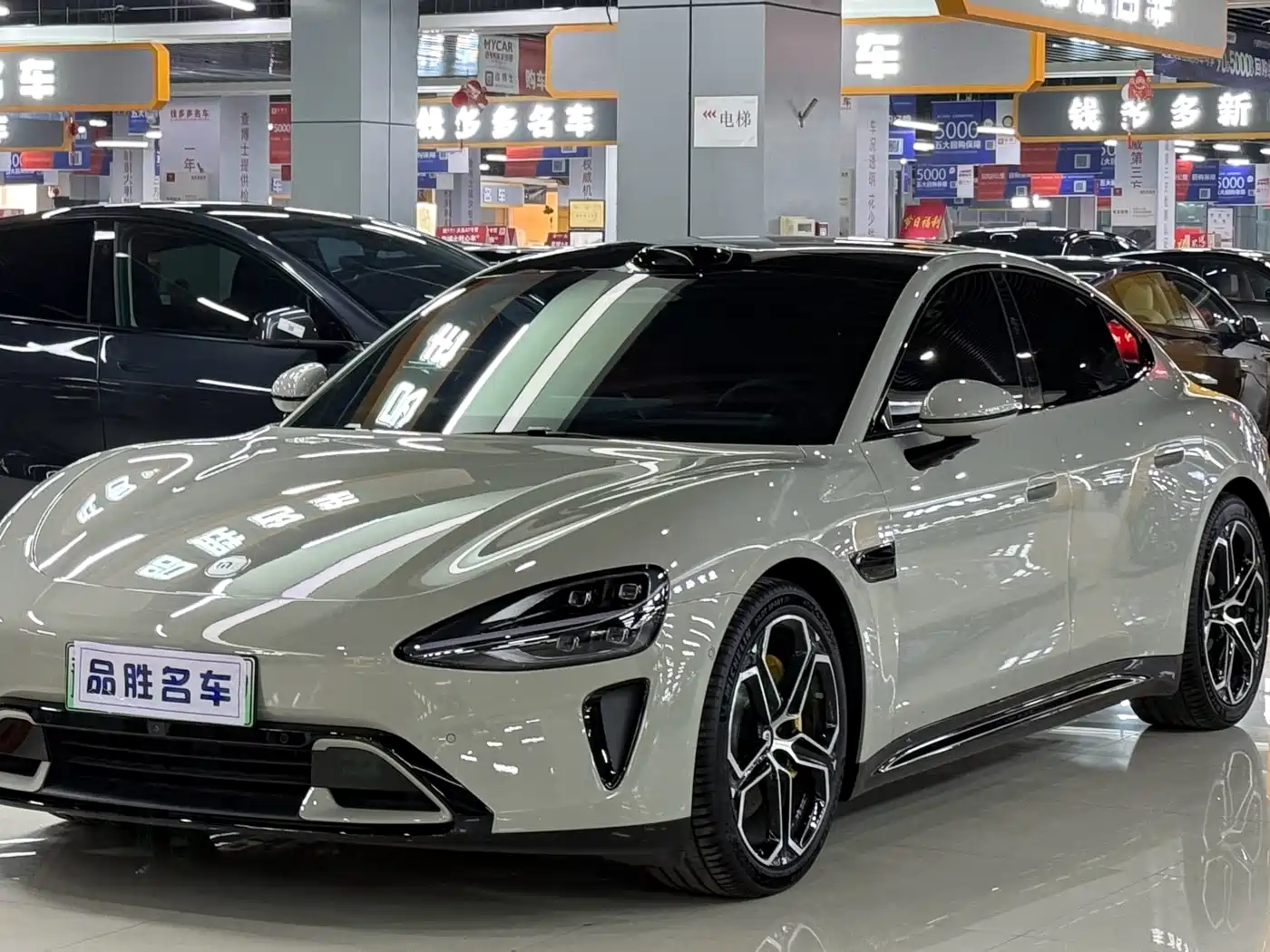 XIAOMI CAR XIAOMI SU7