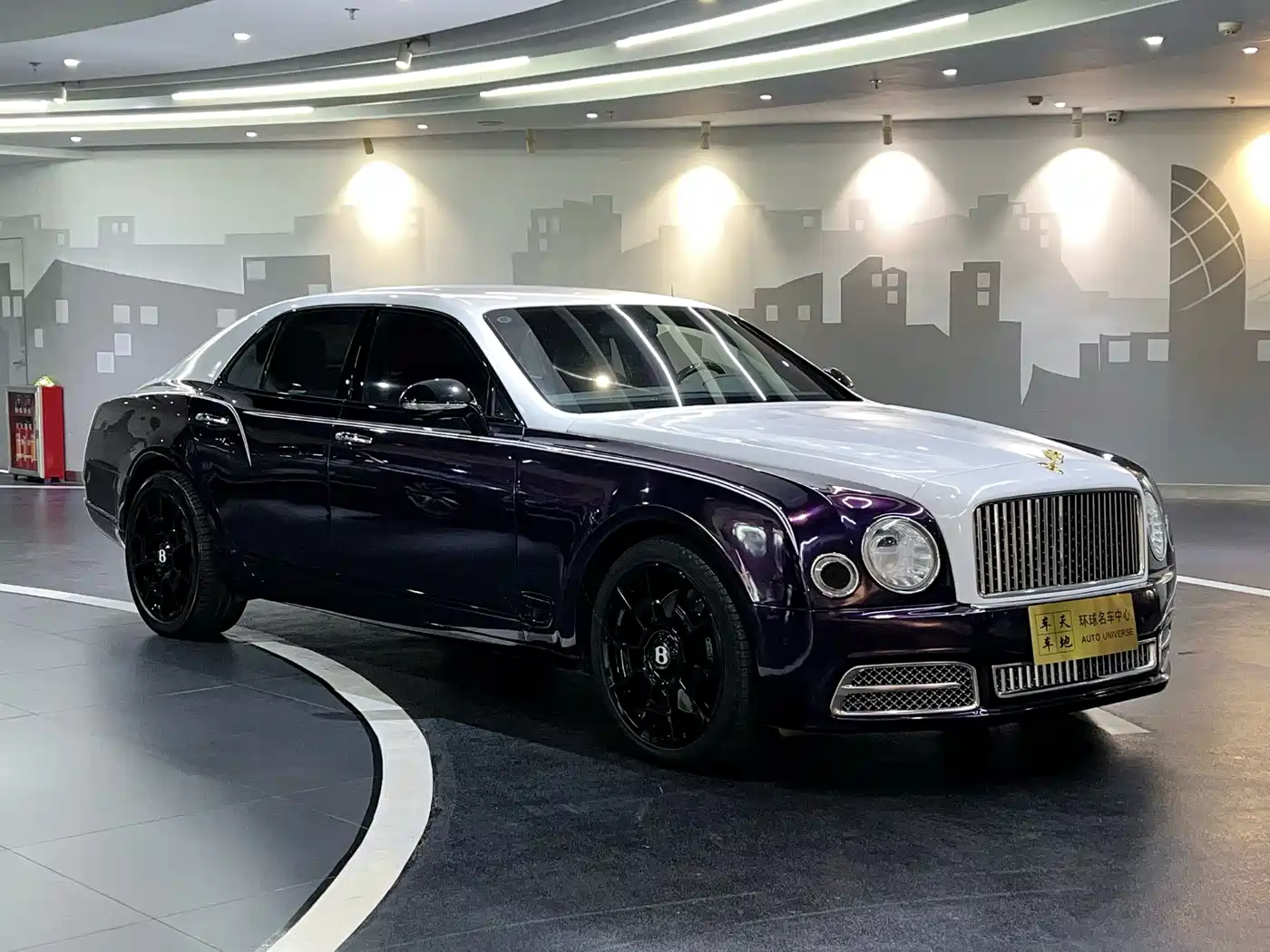 Bentley Mulsanne 2012 6.8T EIC Special Custom Edition фото 3