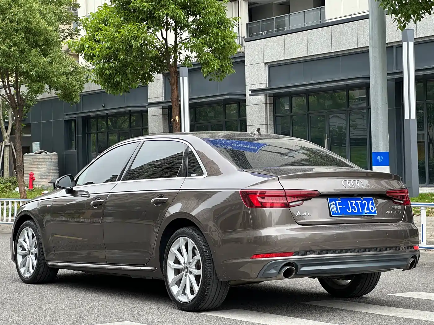 Audi A4L 2018 30th Anniversary 40 TFSI Fashion фото 17