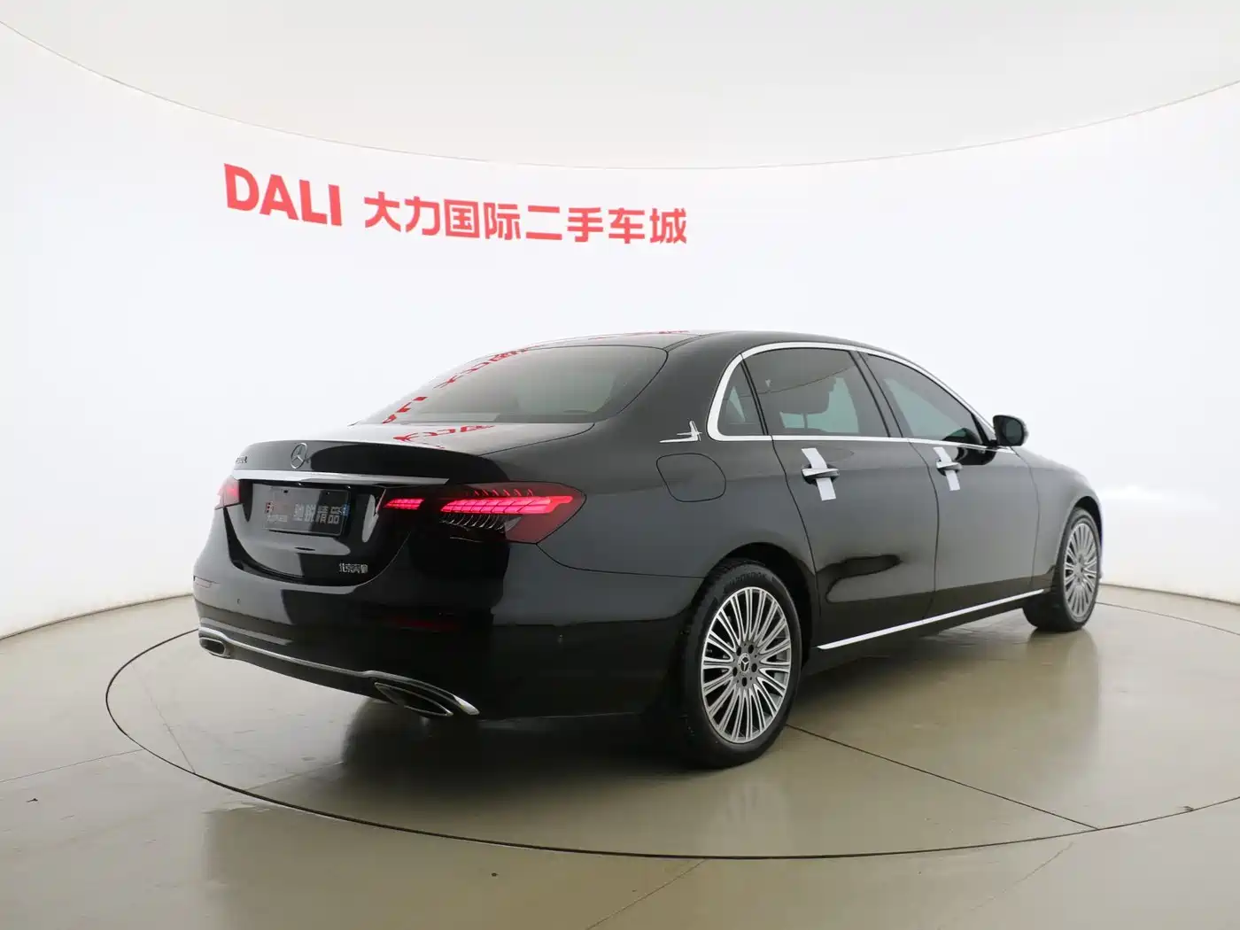 Mercedes-Benz E-Class 2021 E 300 L Luxury фото 6
