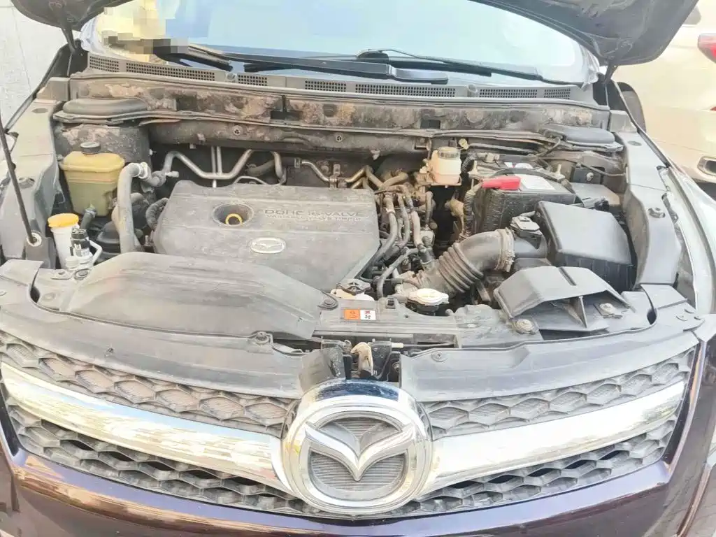 2015 Mazda 8
