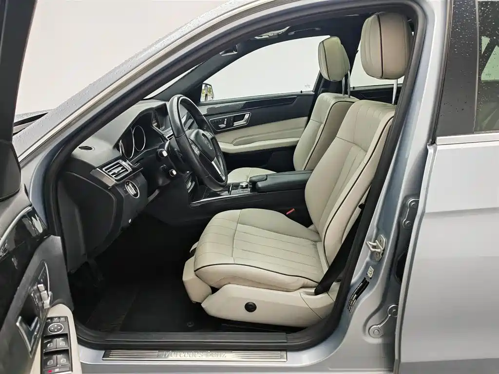 Mercedes-Benz E-Class 2015 E 260 L Sport фото 10