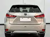 Фото 5 - Lexus RX