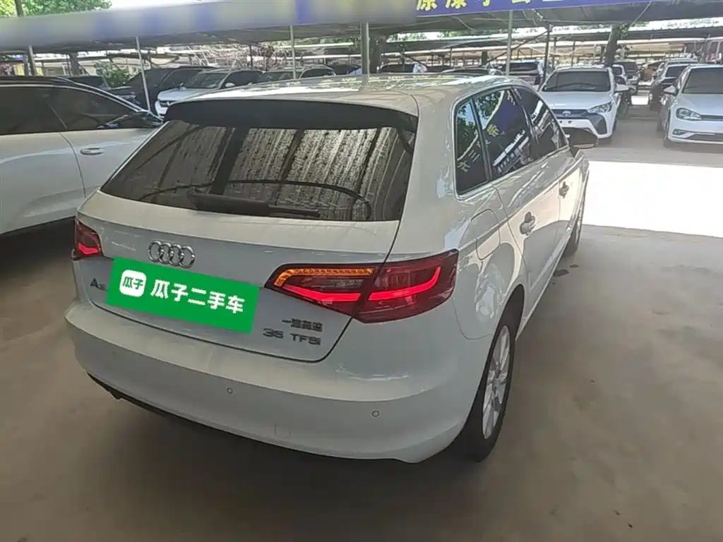 Audi A3 2014 Sportback 35 TFSI Automatic Fashion фото 7