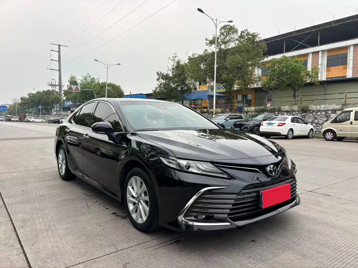 Toyota Camry 2021 2.0G Luxury Edition