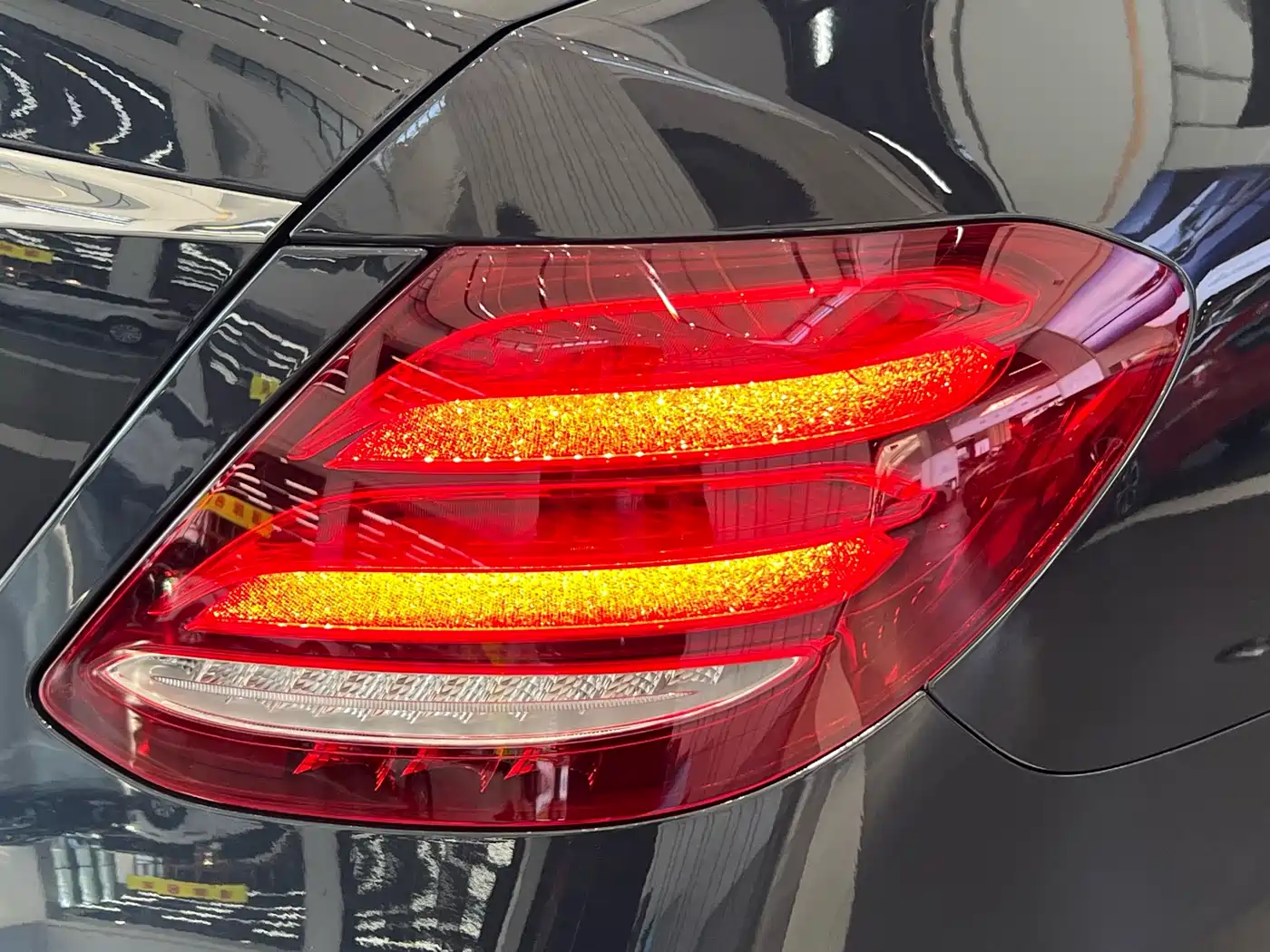Mercedes-Benz E-Class 2016 E 300 L Fashion Type фото 14