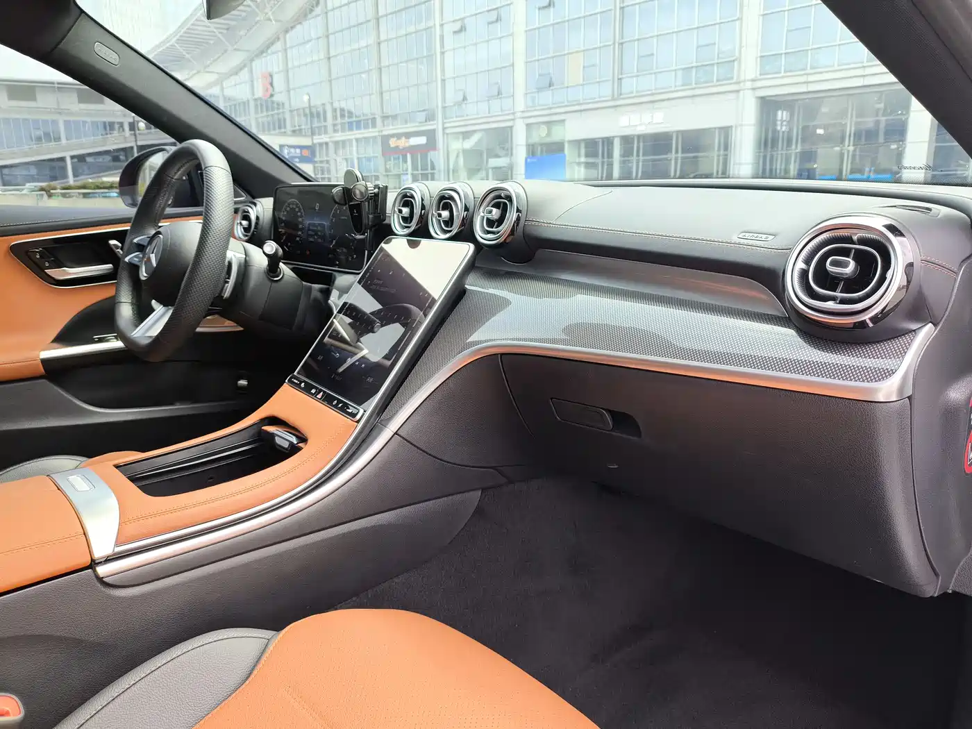 Mercedes-Benz C-Class 2023 Facelift II C 260 L Night Edition фото 19