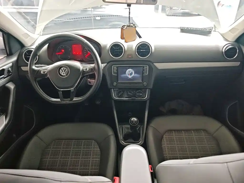 Volkswagen Jetta 2019 2019 Dream Edition 1.5L Manual Comfort