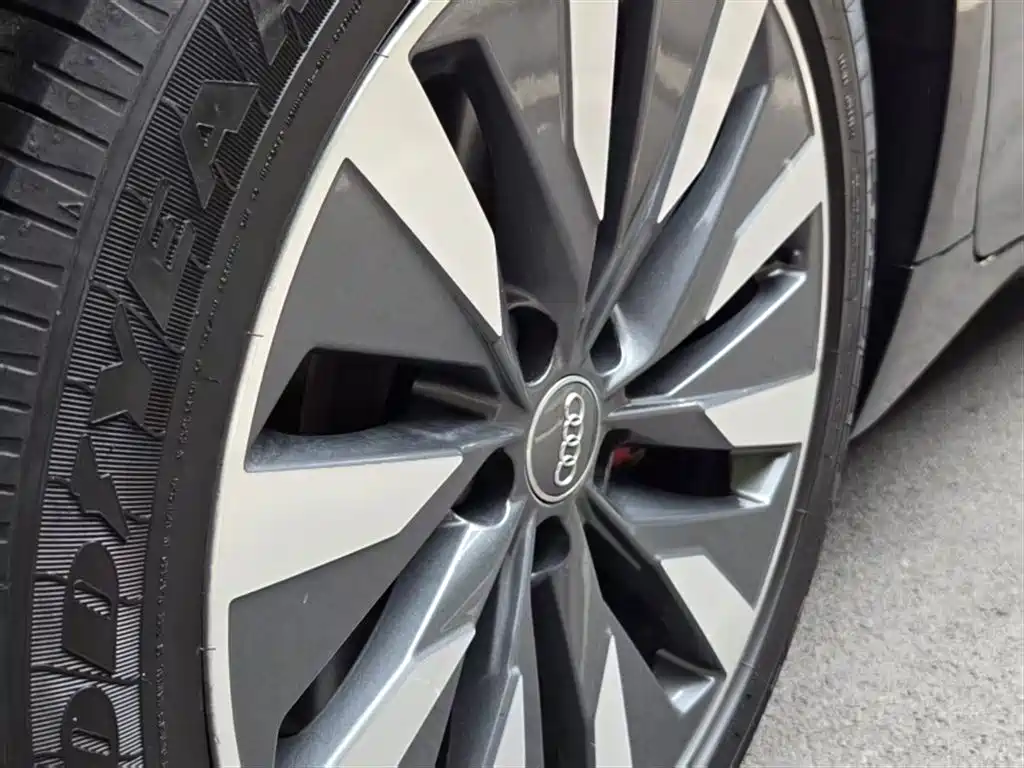 Audi A6L 2019 45 TFSI Premium Elegance фото 25