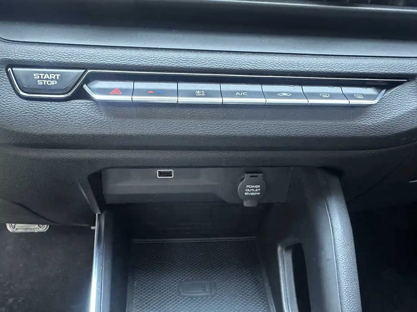 Geely Vision X3 2022 2021 PRO 1.5L CVT Premium