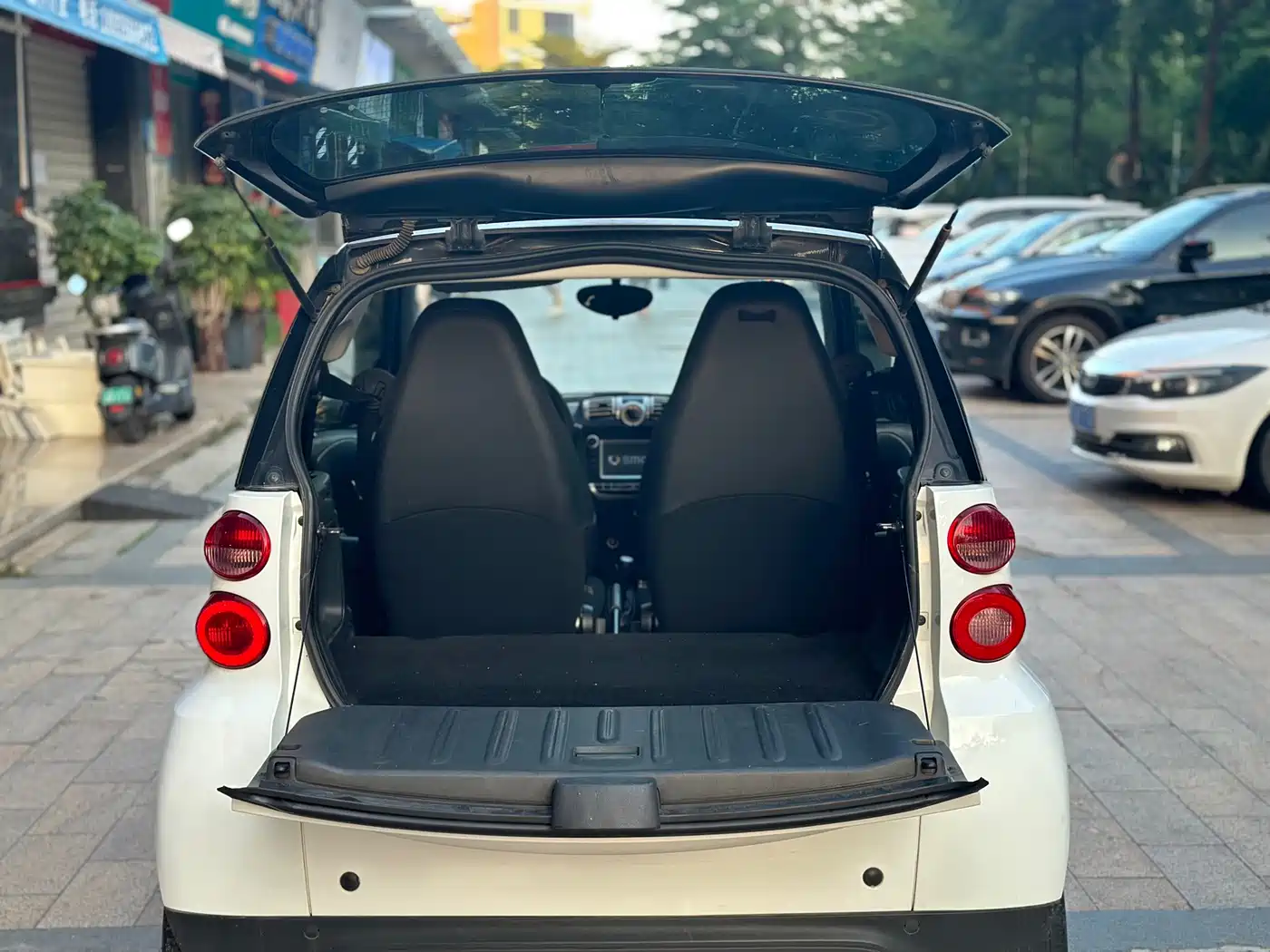 smart fortwo 2013 2012 1.0 MHD Hardtop Standard