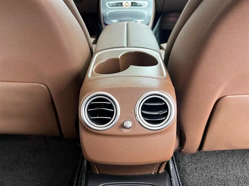 Mercedes-Benz E-Class 2019 E 260 L Sport фото 21
