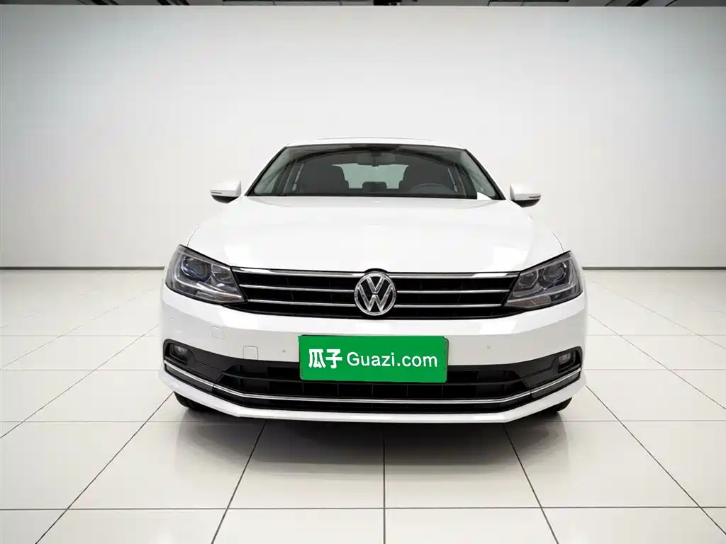 Volkswagen Sagitar 2017 230TSI Automatic Comfort фото 24