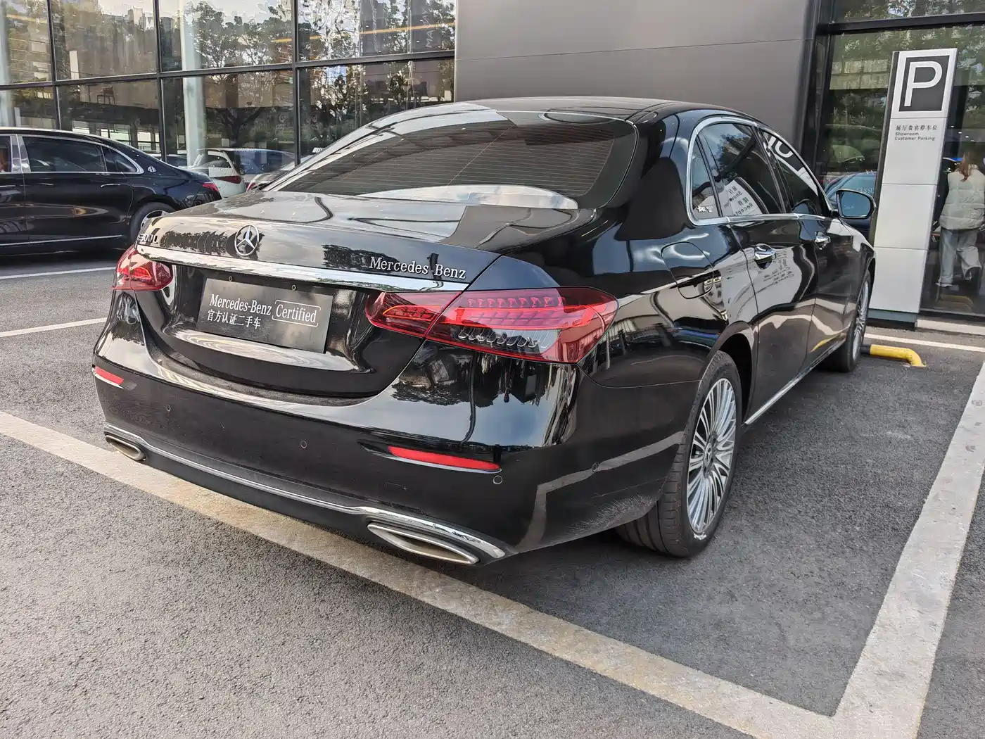 Mercedes-Benz E-Class 2022 E 300 L Luxury фото 17