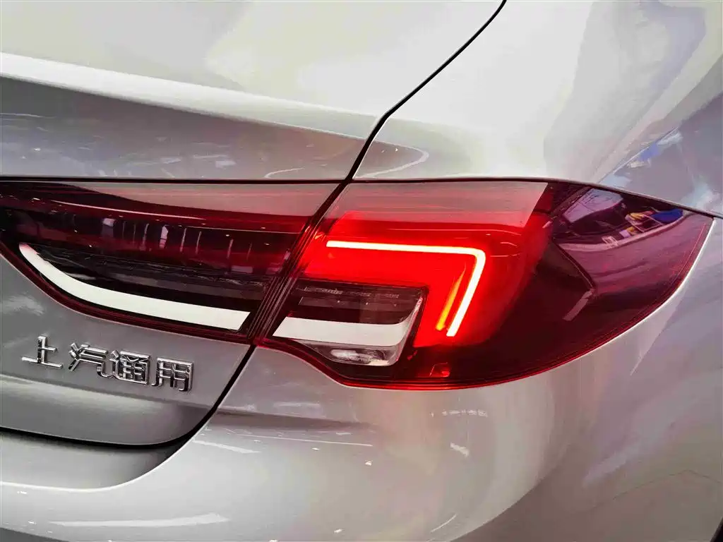BUICK REGAL