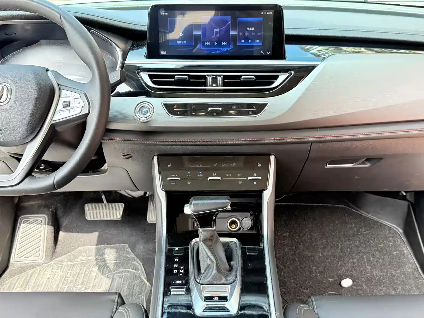 Фото 5 - Changan CS75