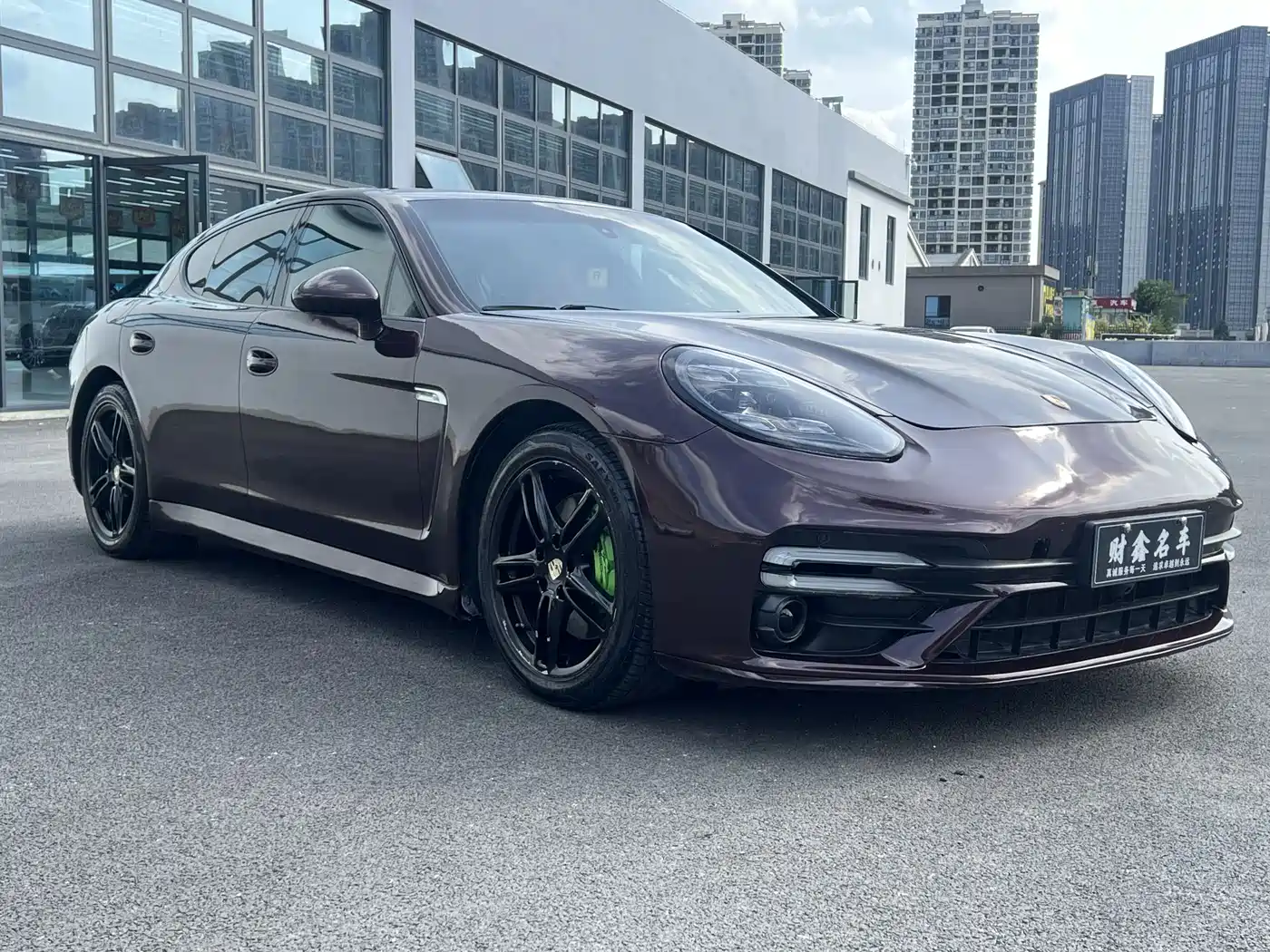 Porsche Panamera 2010 Panamera 4 3.6L фото 3