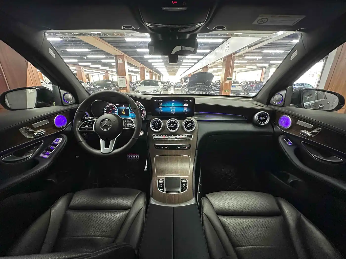 Mercedes-Benz GLC 2021 GLC 300 L 4MATIC Sporty фото 4