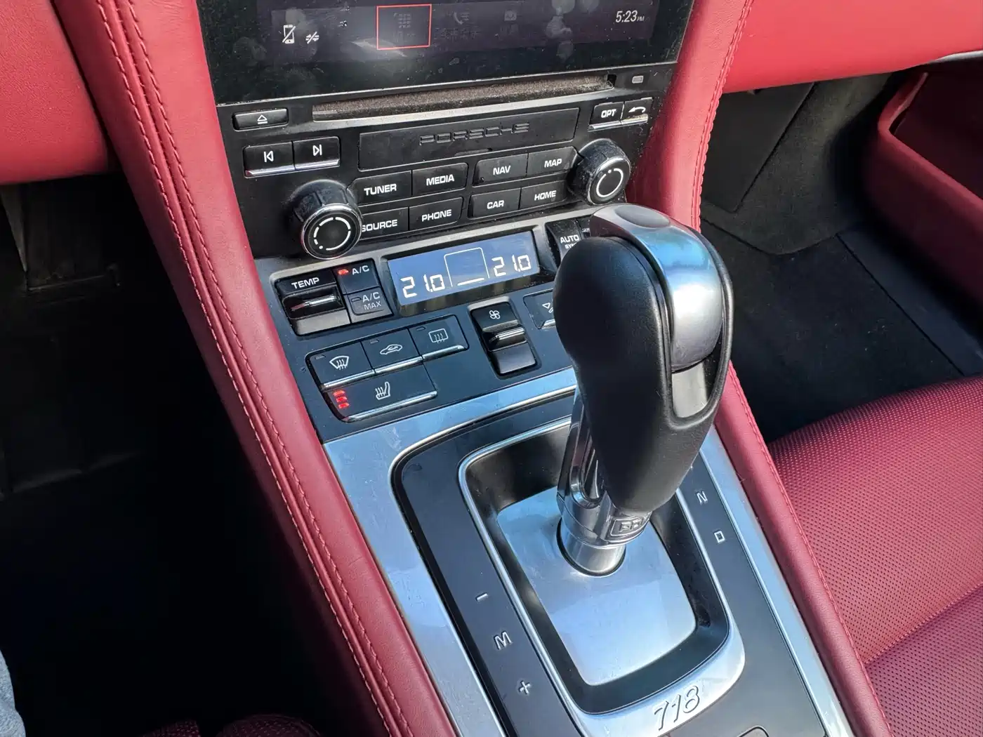 Porsche 718 2016 Boxster 2.0T фото 8