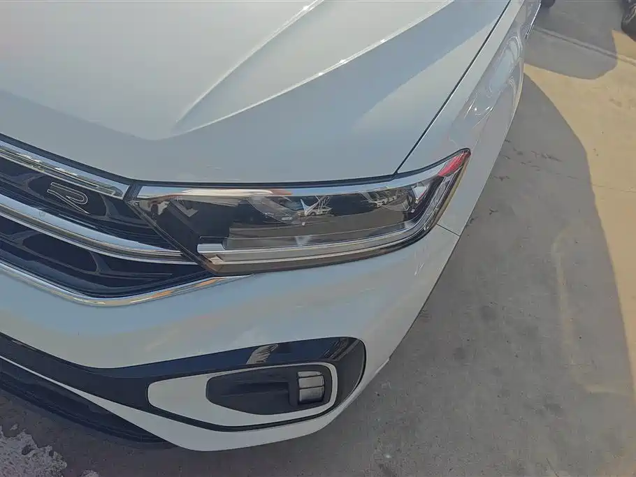 Volkswagen T-ROC 2025 300TSI DSG 2WD Dawn Edition фото 5