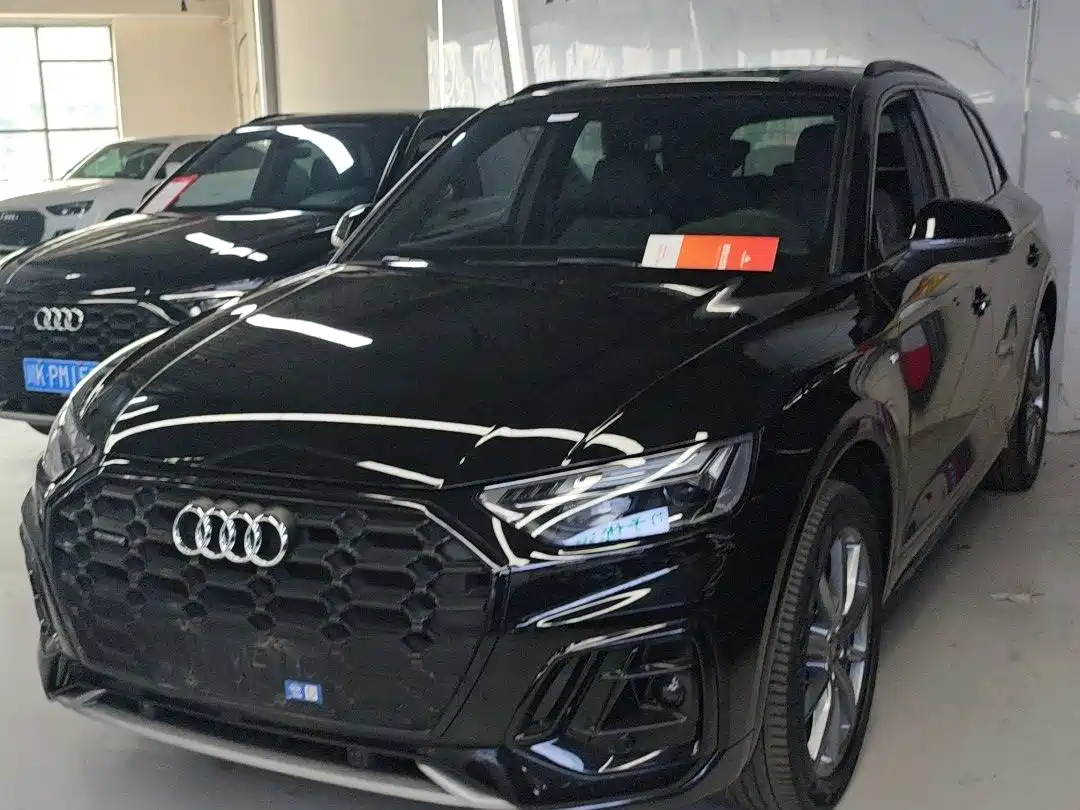 Audi Q5L 2022 40T Luxury Dynamic