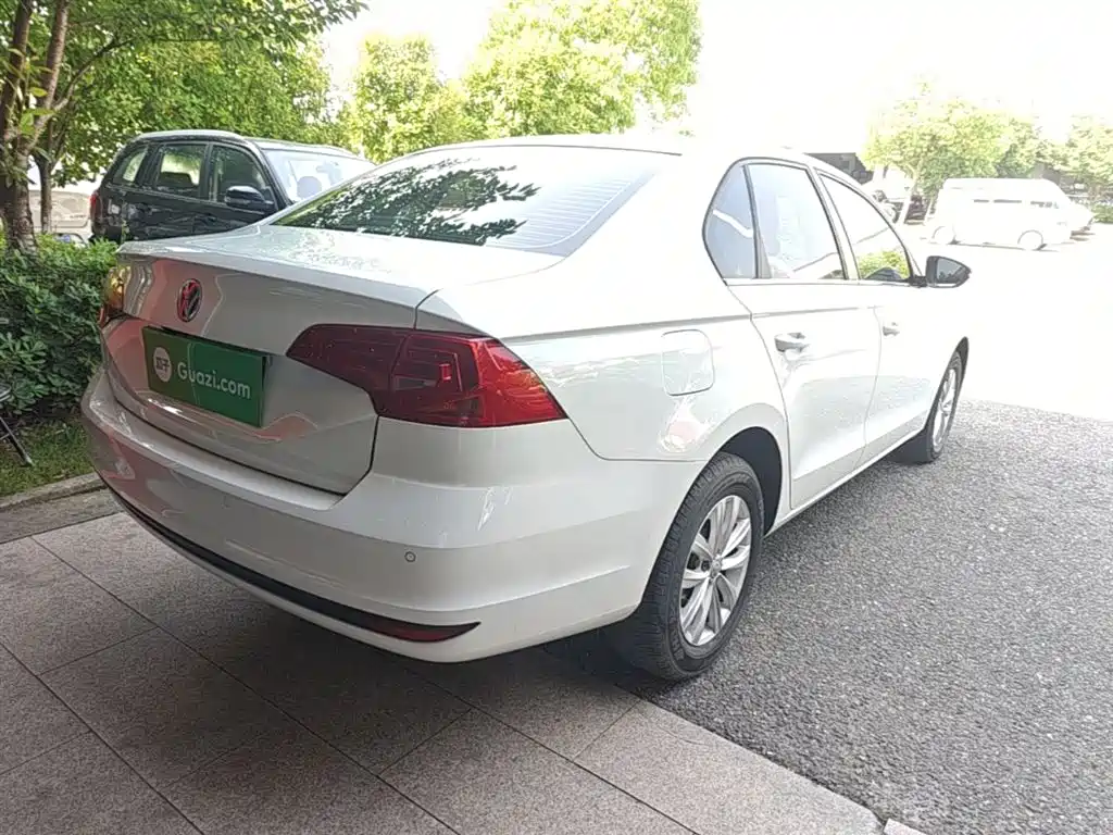 Volkswagen Bora 2018 1.5L Automatic Fashion фото 7