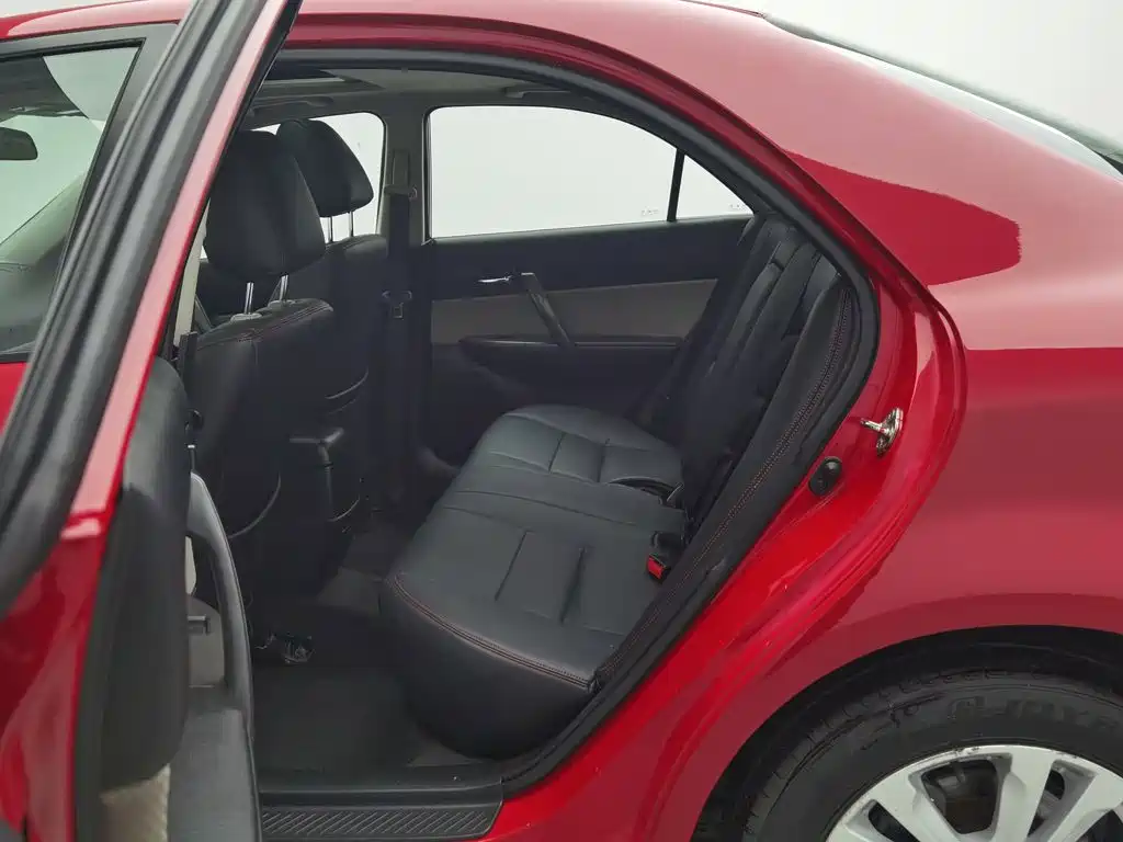 Photo 15 - Mazda 6