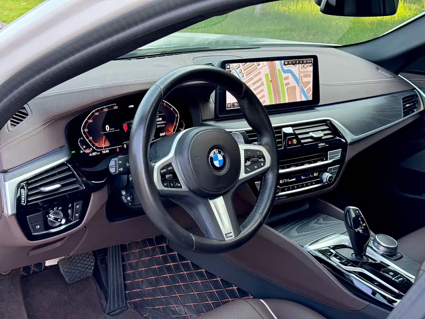 BMW 5 Series 2022 530Li Leading Luxury Package фото 4