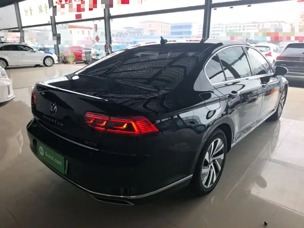 Volkswagen Magotan GTE Plug-in Hybrid 2022 GTE Luxury фото 5