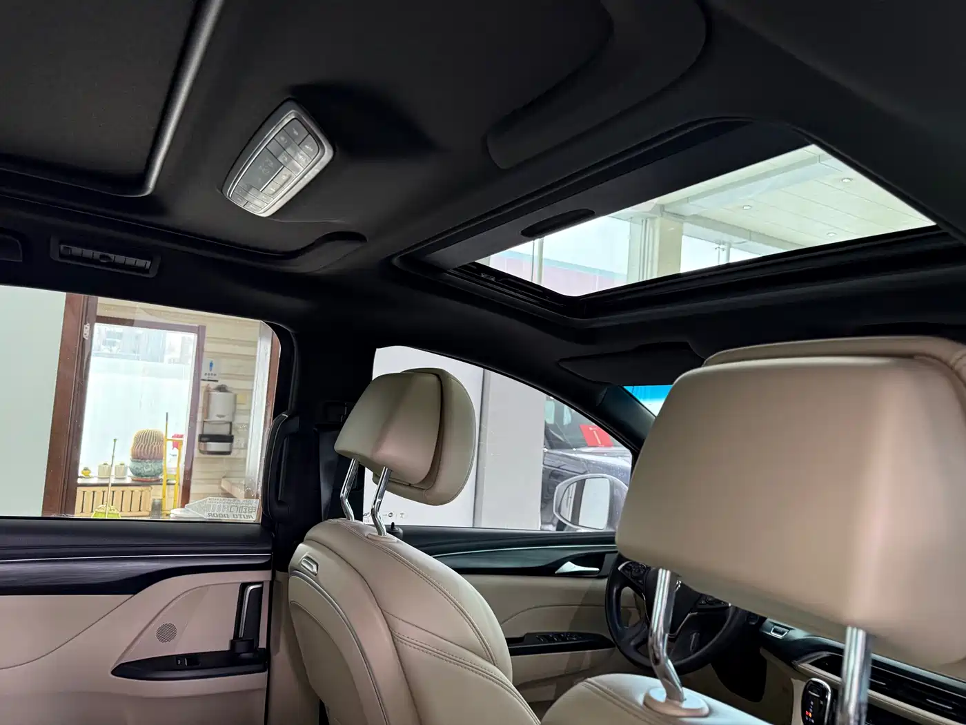 Buick GL8 2022 ES Landmark 653T Luxury фото 13