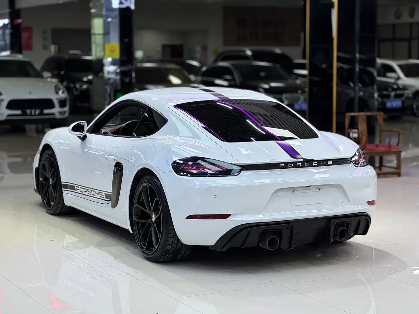 Porsche 718 2016 Cayman 2.0T фото 9
