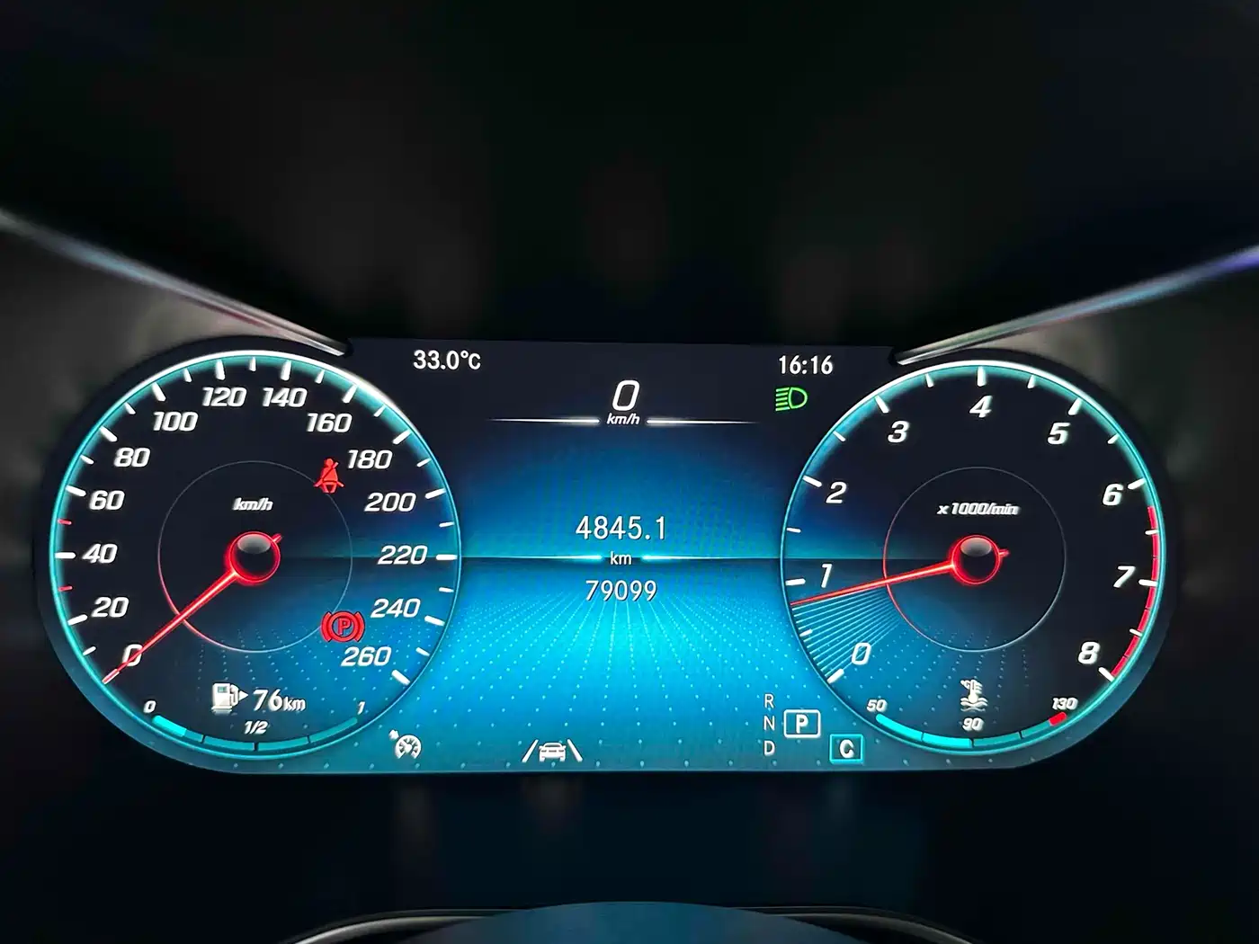 Mercedes-Benz GLC 2021 GLC 300 L 4MATIC Sporty фото 5